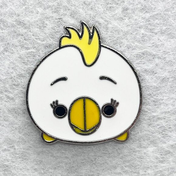 🔮 5/$25 Disney Adventureland Enchanted Tiki Room Showgirl Bird‎ Tsum Tsum Pin - Picture 1 of 2